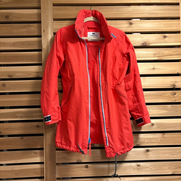 Helly Hansen Women's Red Rain Coat - Picture 1 of 16